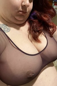 voluptuous BBWs lovinÐ¢ a passionate three-way